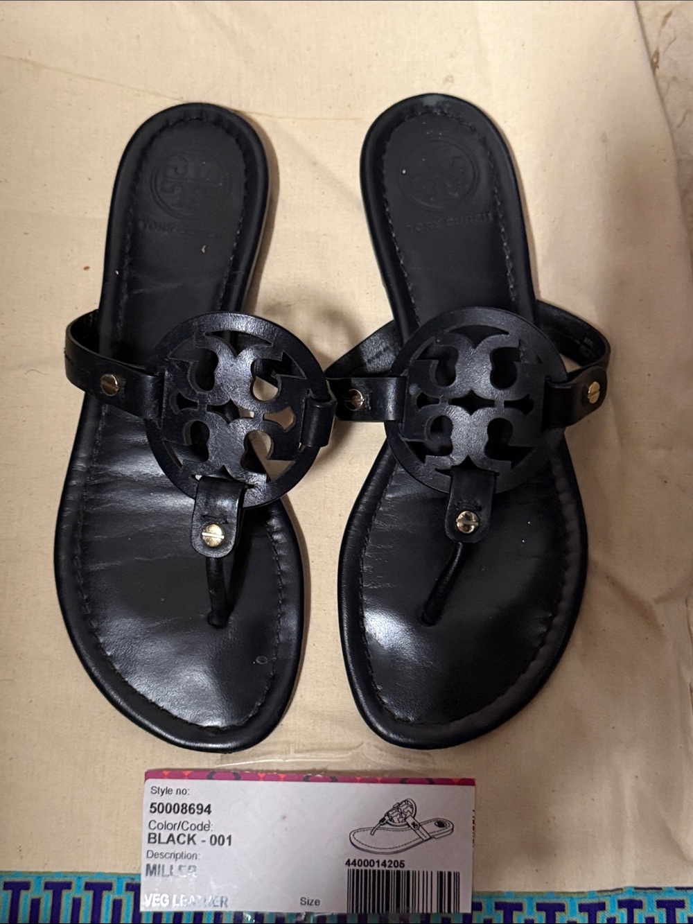 Black Leather Women's Toe-Post Sandals